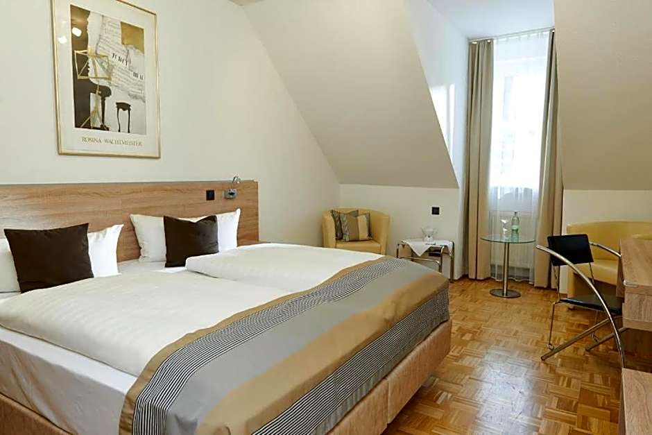 Hotel Müller Café & Wein - Mondholzhotel