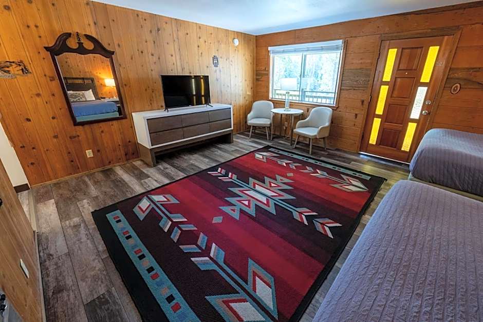 The Tamarack Lodge