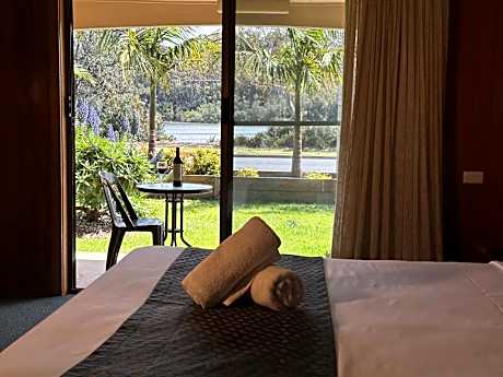 King Room with Lake View