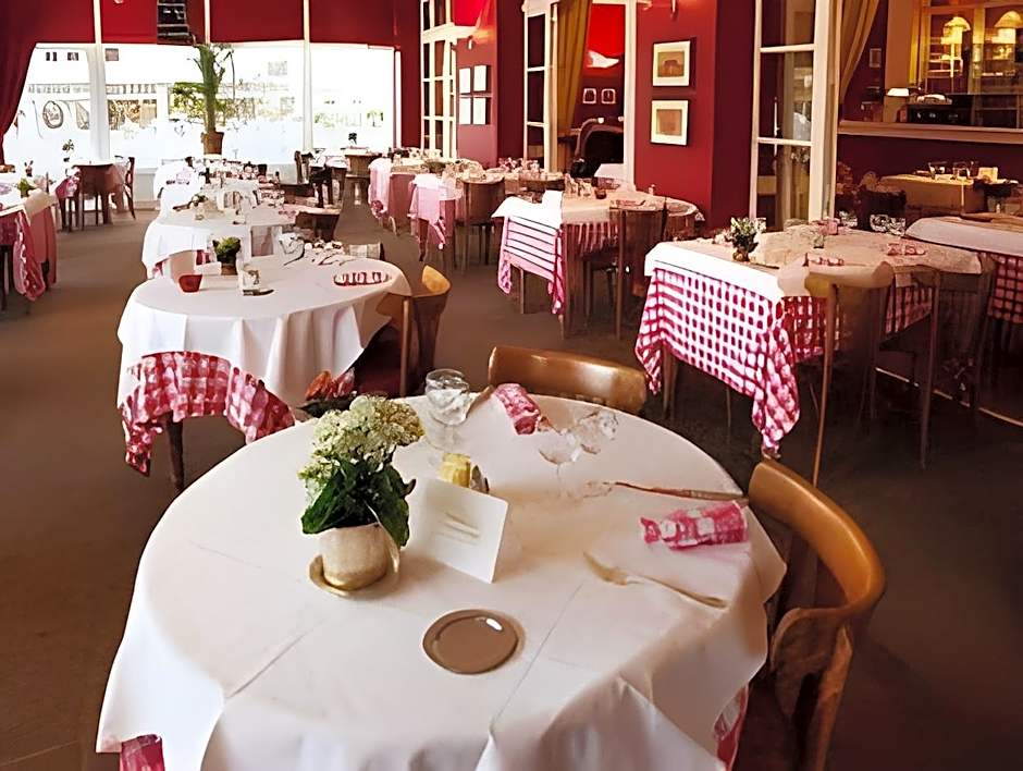 Hotel De La Paix