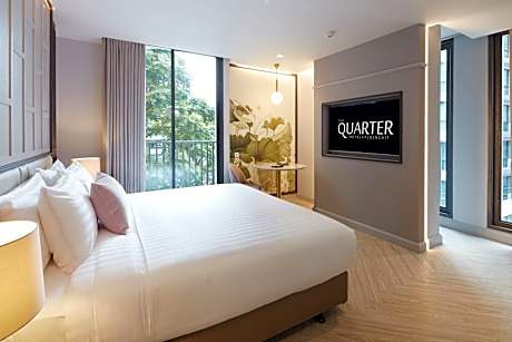 Studio Deluxe With Kitchenette