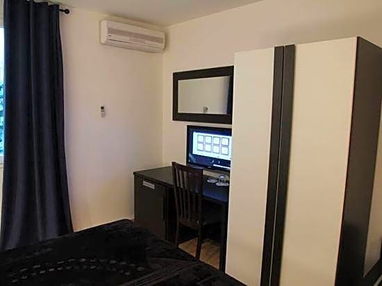 ABC Hotel