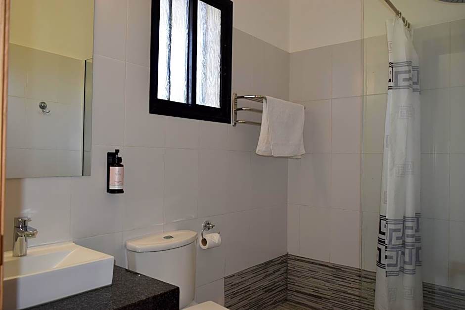 Anna Hotel Apartments