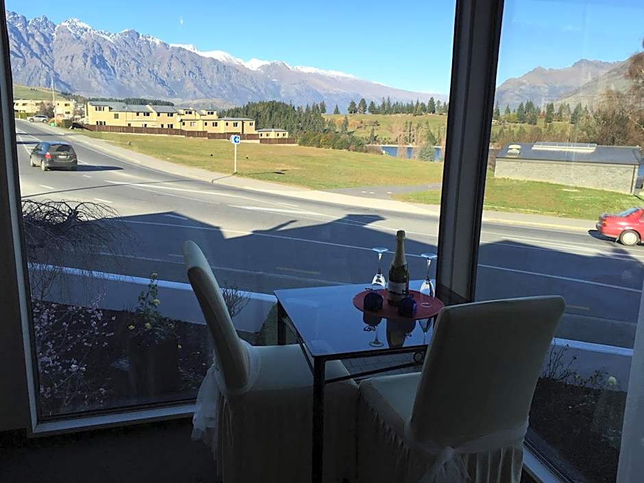 Hurley's of Queenstown