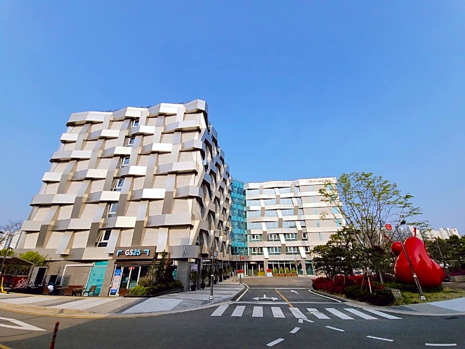 Chungchoho Best Hotel