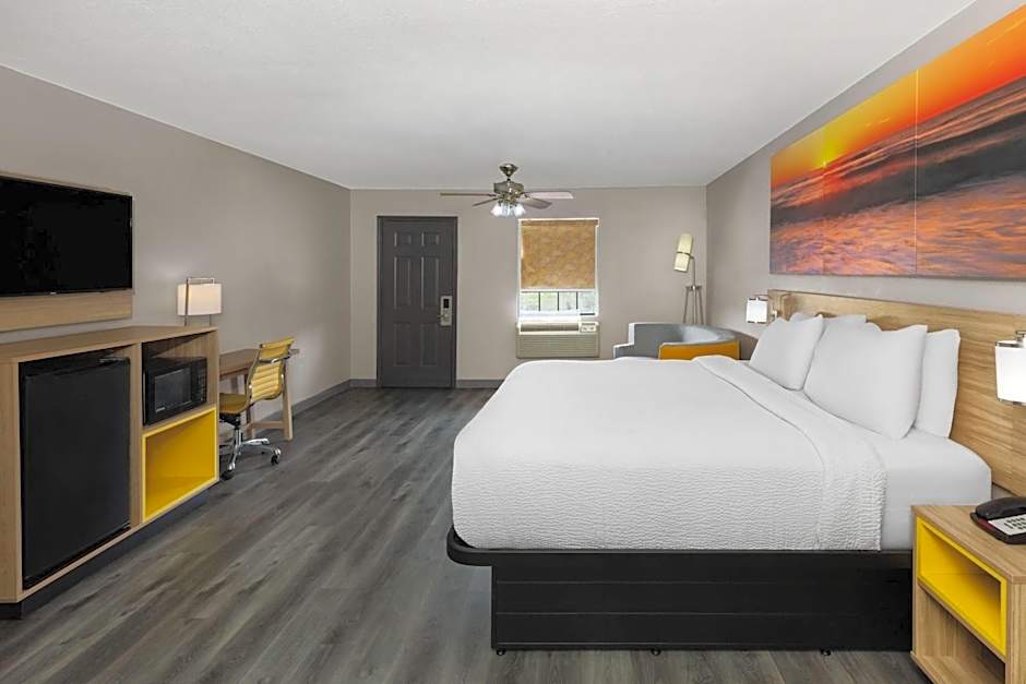 Days Inn by Wyndham Natchitoches