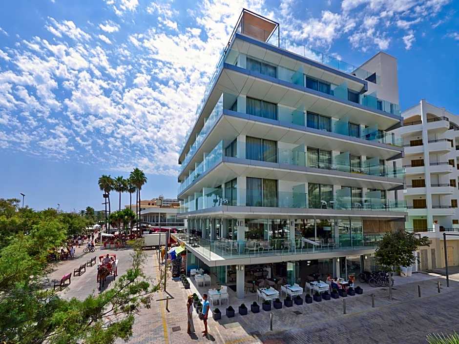 Kyrat Amarac - Adults Only