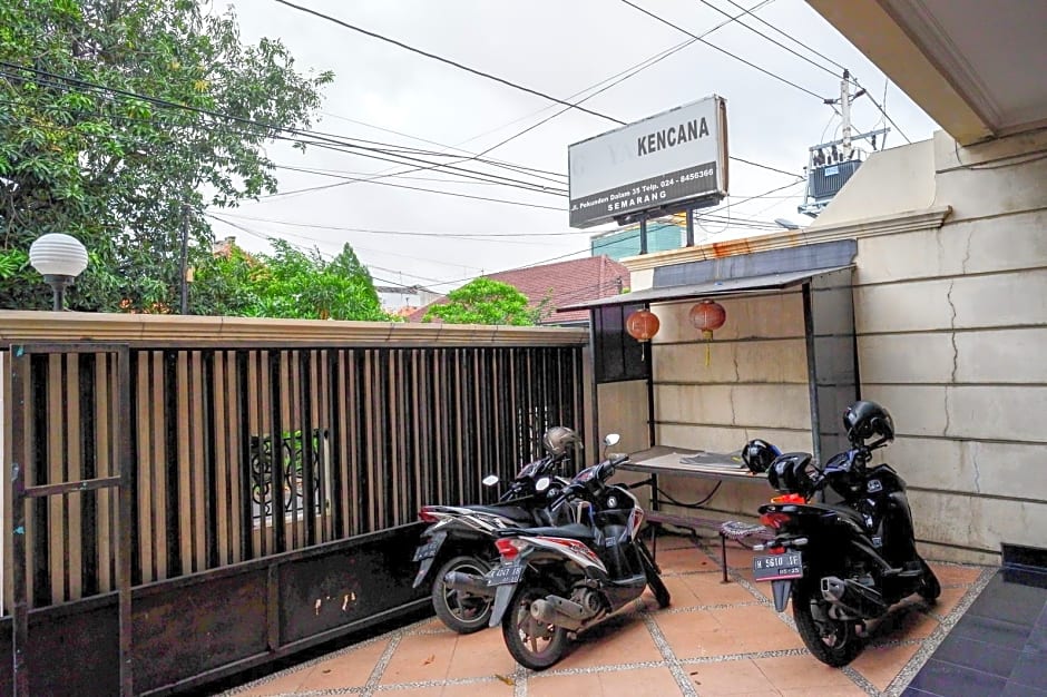 KoolKost near Kawasan Simpang Lima Semarang