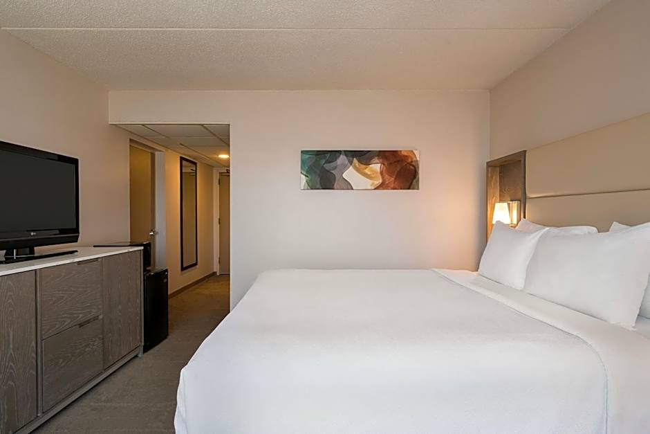 Crowne Plaza Englewood By IHG