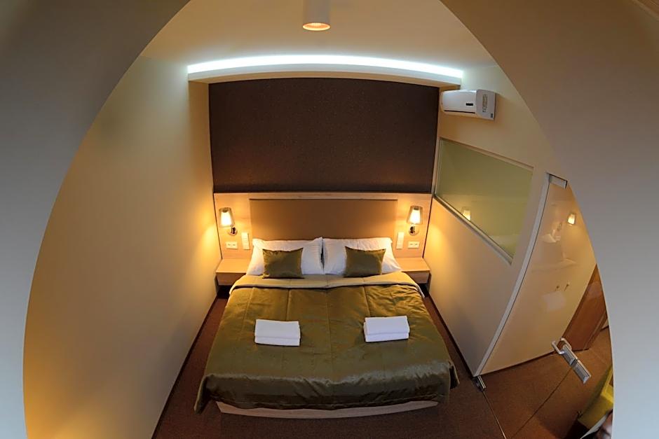 Hotel Stardust
