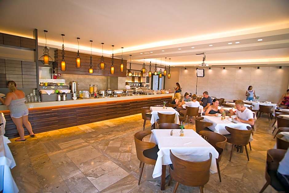 Elena Village Hotel & Suites