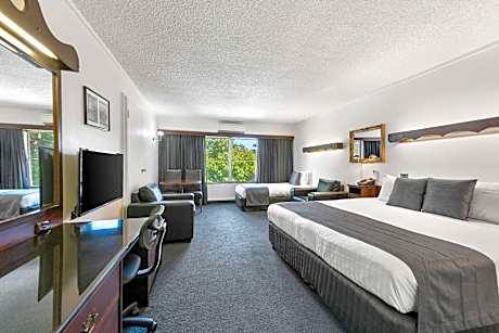 Business Room - Non-Smoking