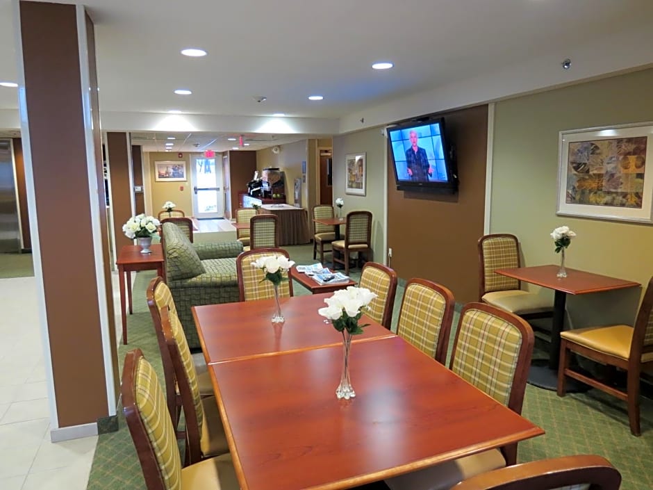 Microtel Inn & Suites Dover by Wyndham