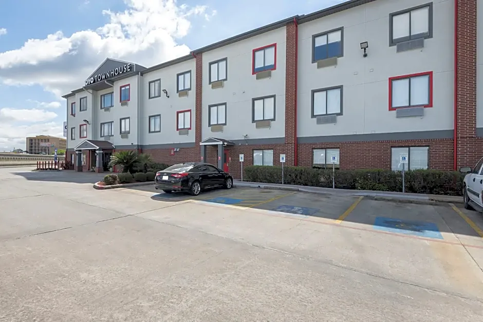 Baymont by Wyndham Houston TX
