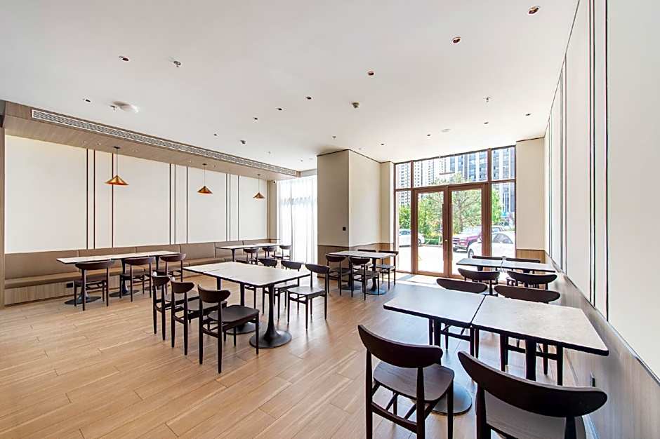 Hanting Hotel Chifeng Station Songshan Wanda Plaza