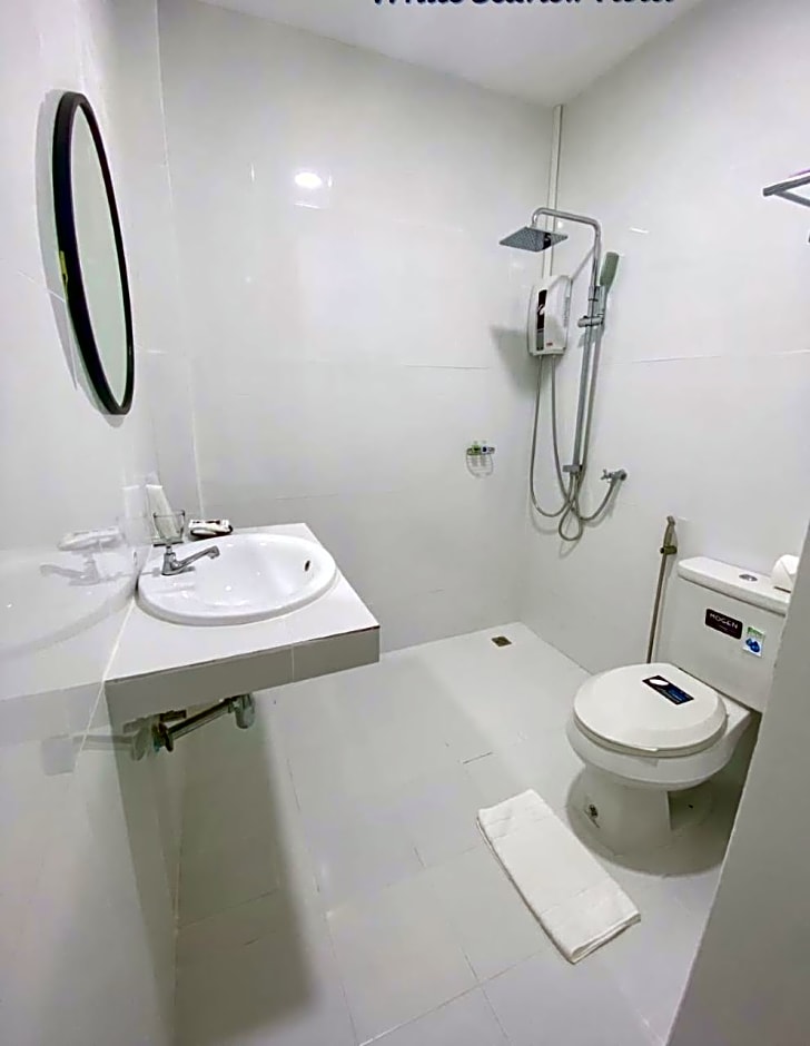 White Seaview Residence