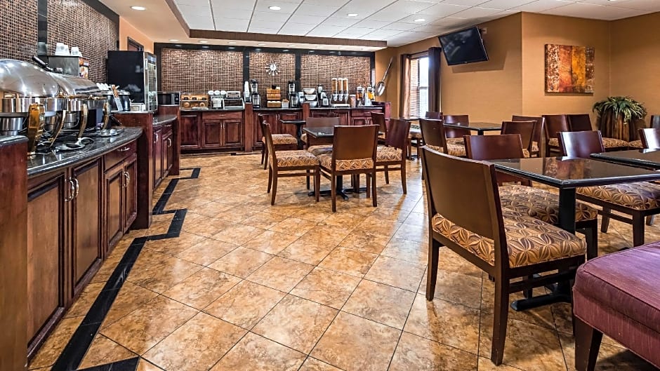 Best Western Plus Midwest Inn & Suites