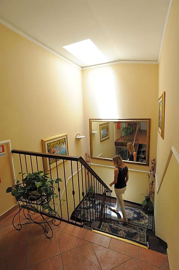Hotel Mediterraneo