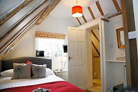 Small Double Room (Single Occupancy)