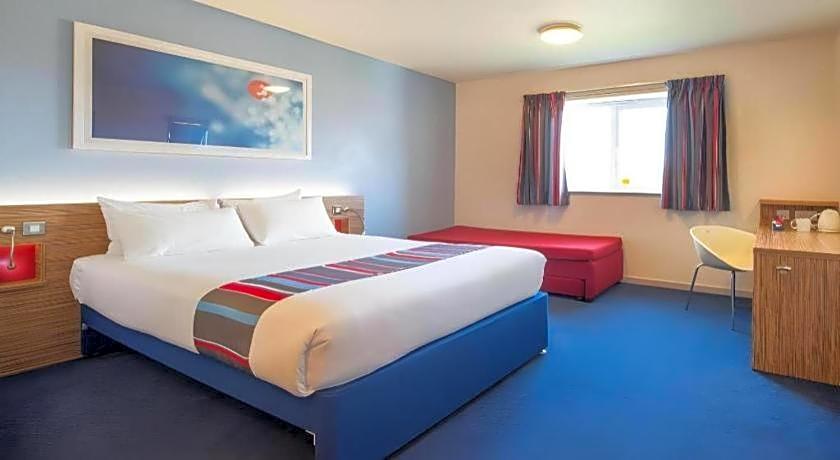 Travelodge Bicester Cherwell Valley M40