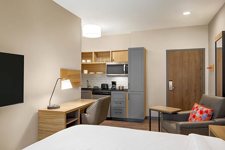 Candlewood Suites Bessemer Birmingham SW, an IHG Hotel