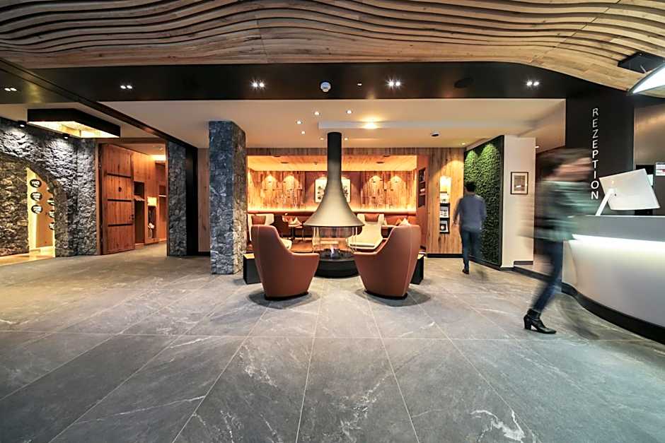 Hotel Tirol