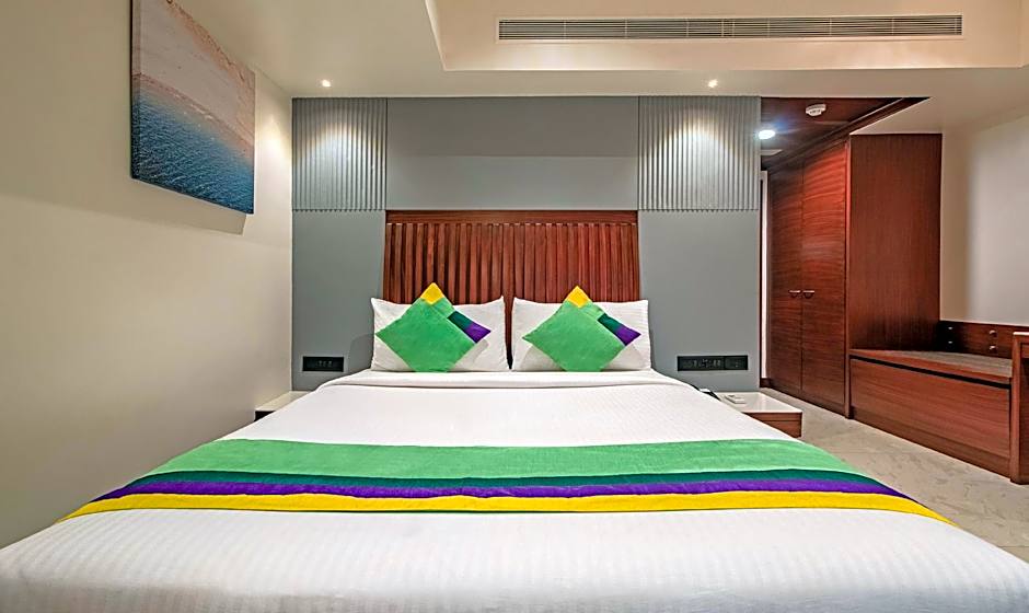 Treebo Regency - Bund Garden, Dhole Patil Road