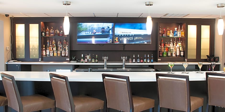 Holiday Inn Savannah S - I-95 Gateway Hotel By IHG
