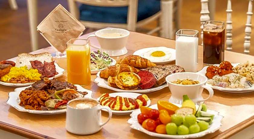 Hotel February Dong Seong Ro