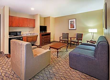 Queen Suite with Two Queen Beds