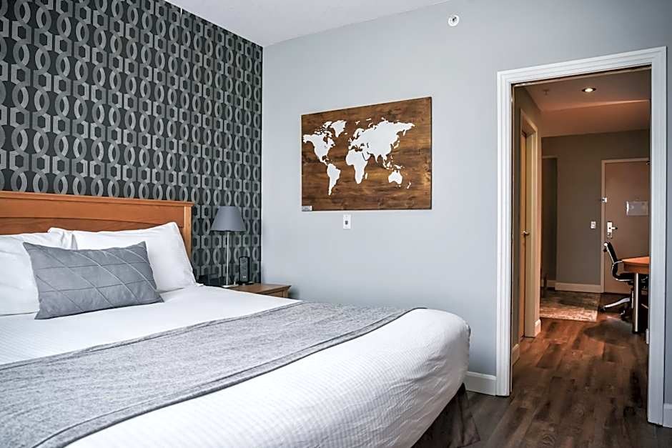 Cambridge Hotel and Conference Centre