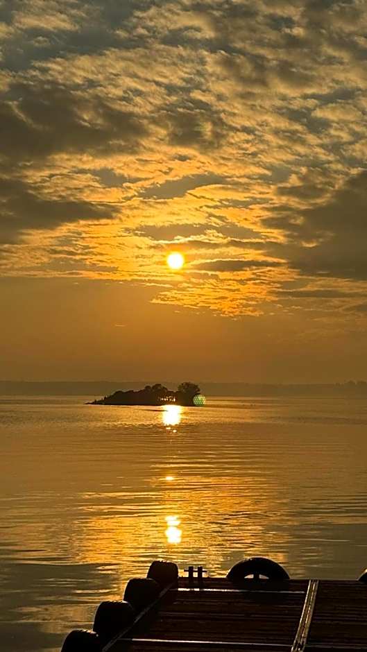 Relax place & restaurant