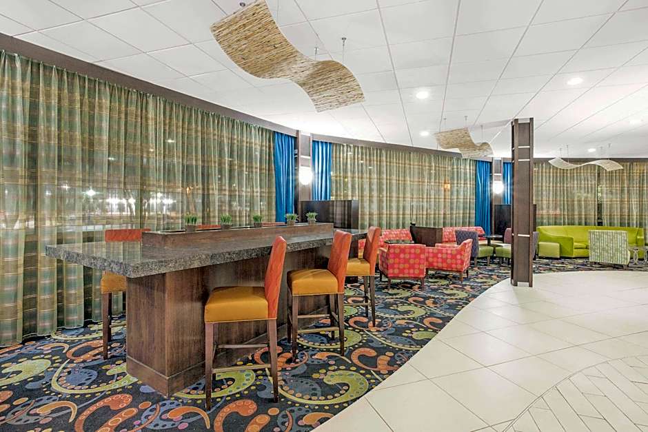 Ramada Plaza by Wyndham Fayetteville Fort Bragg 