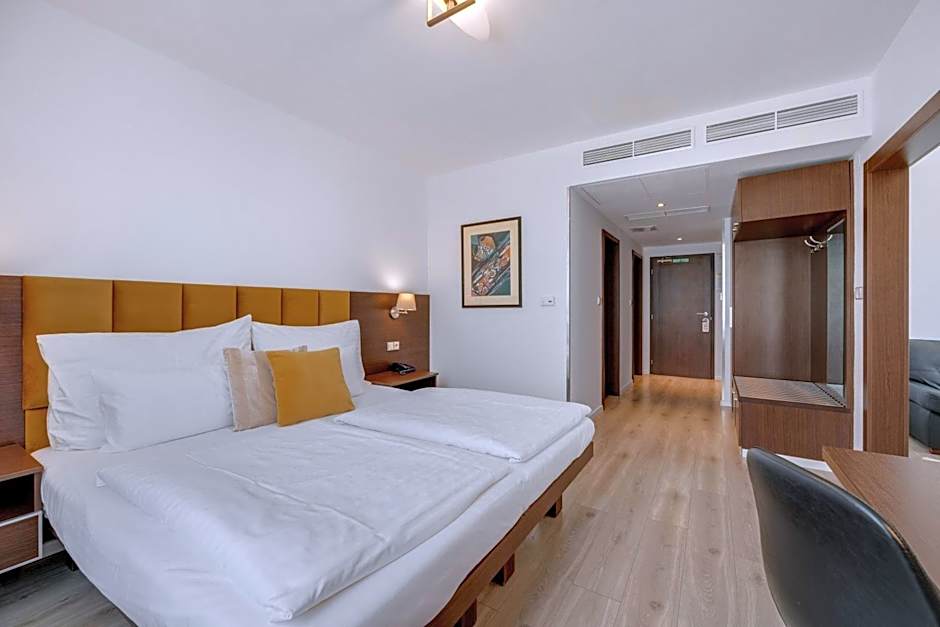 Hotel Antares