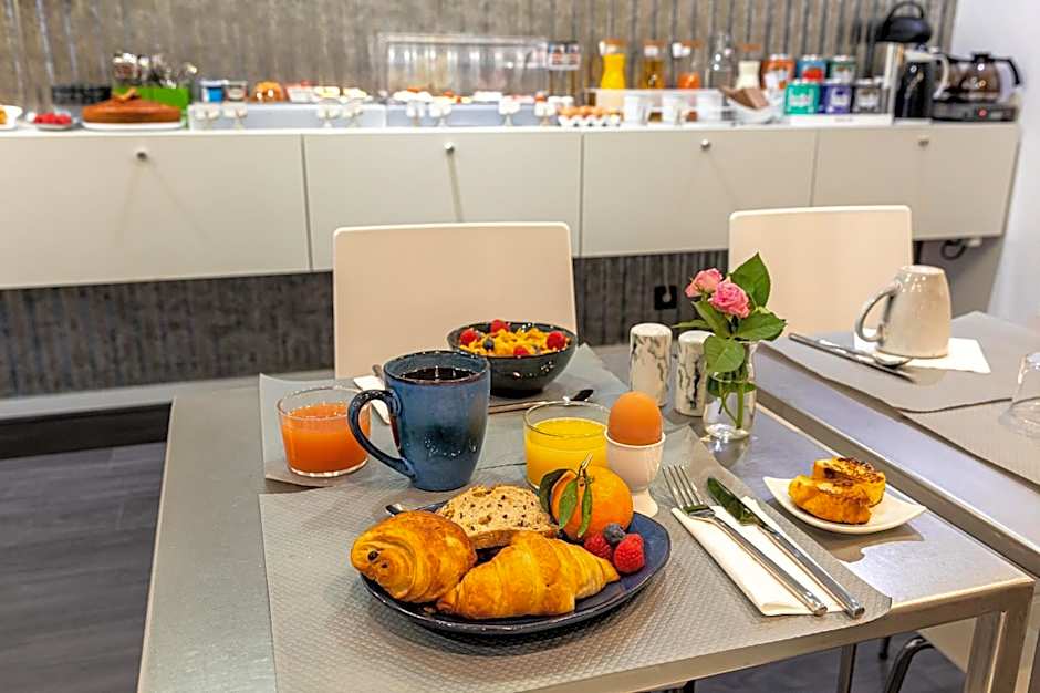 Glasgow Monceau by Patrick Hayat