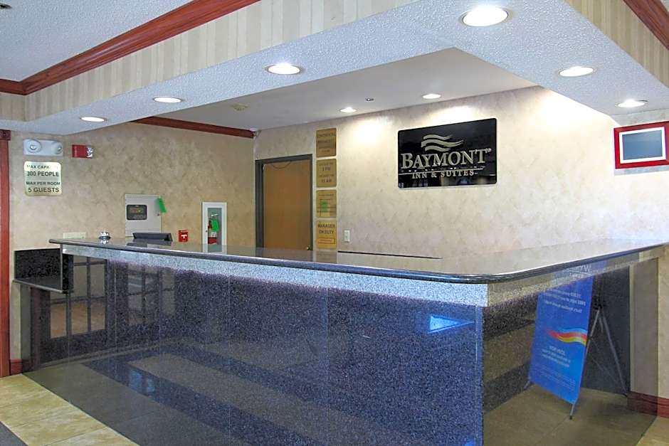 Baymont by Wyndham Muskegon