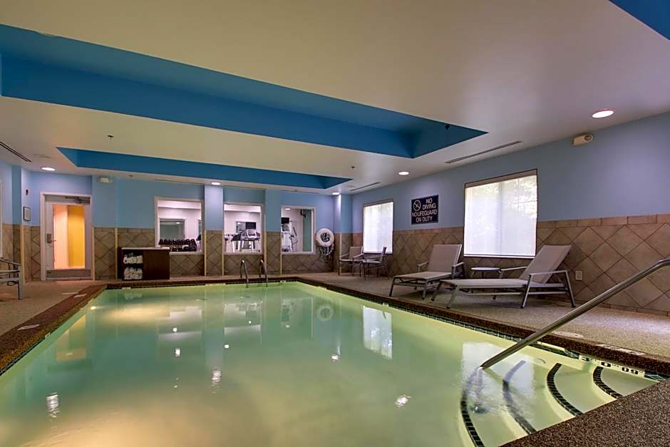 Holiday Inn Express Hotel & Suites Middleboro Raynham By IHG