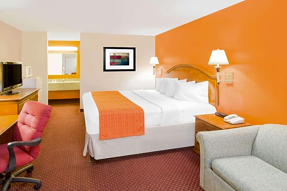Howard Johnson by Wyndham Dothan
