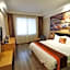 Junyi Select Hotel (Ningbo Modern Mall Store)