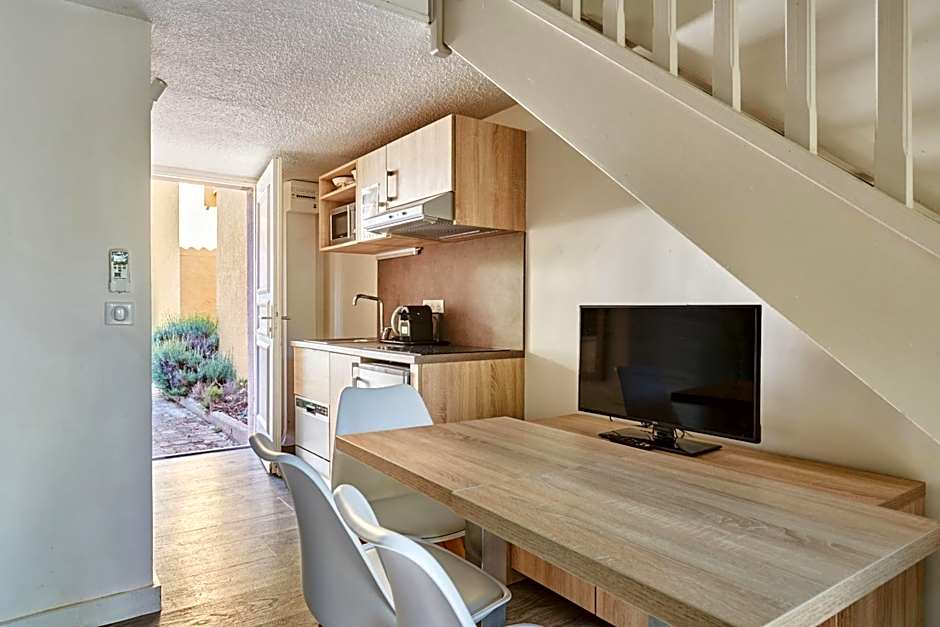 Résidence Odalys Le Village Camarguais Les Gardians