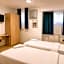 Monte Carlo Palace Rooms
