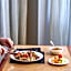 Renaissance Chicago O'Hare Suites Hotel