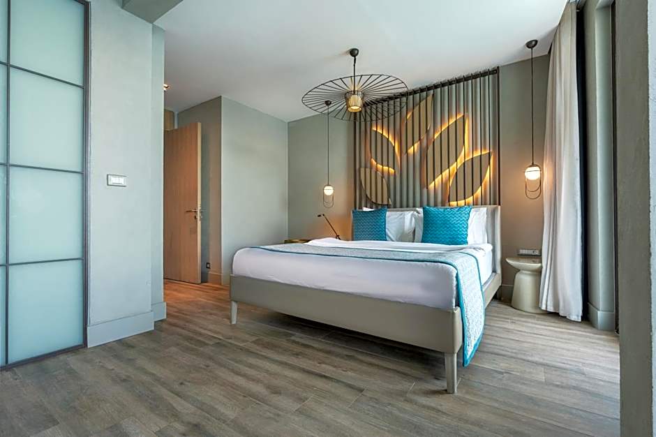 Photo 1 of 4 of Suite