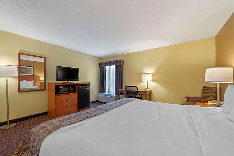 Best Western Louisville East Inn & Suites