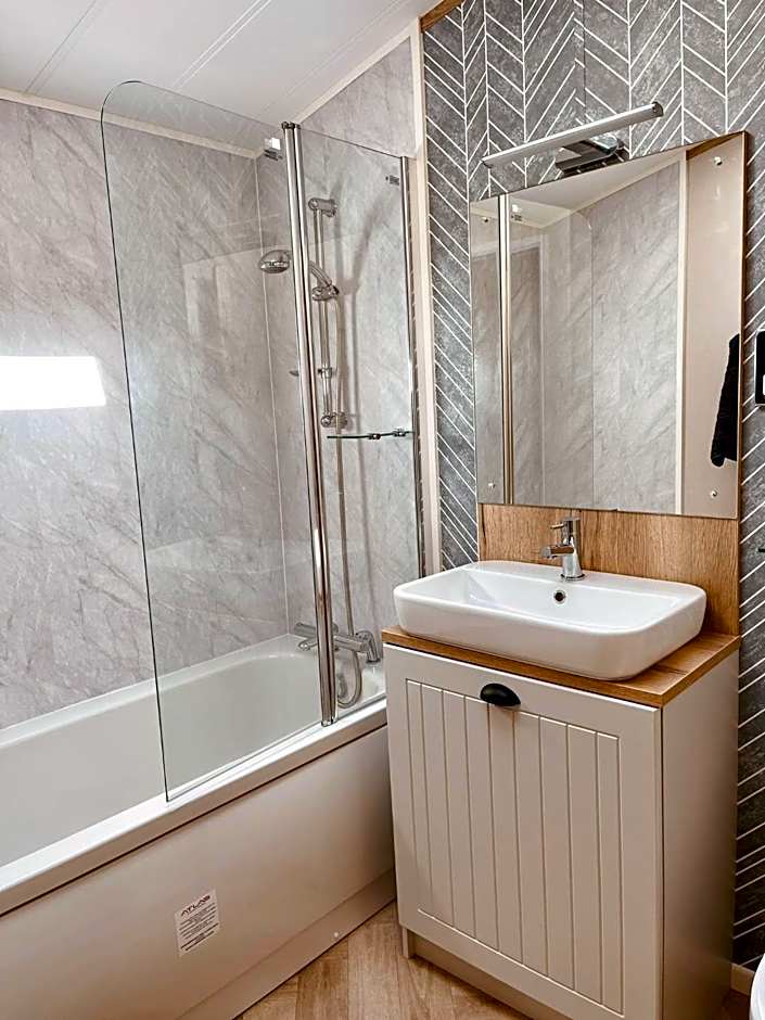 Luxury Lodge - Hoburne Devon Bay