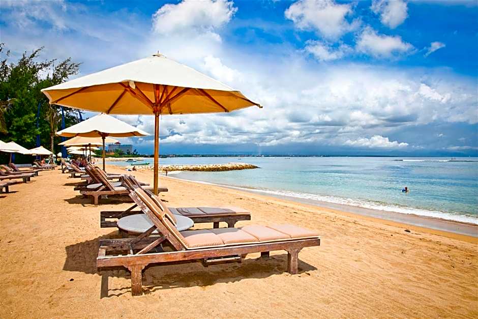 Mahendra Beach Inn