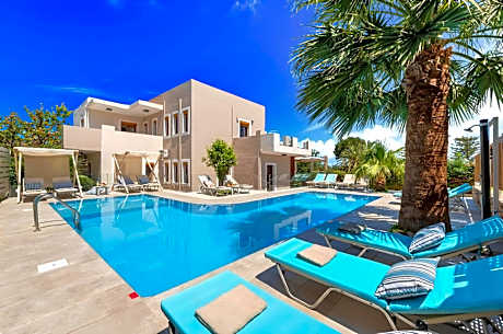 Island Villa Heated Pool