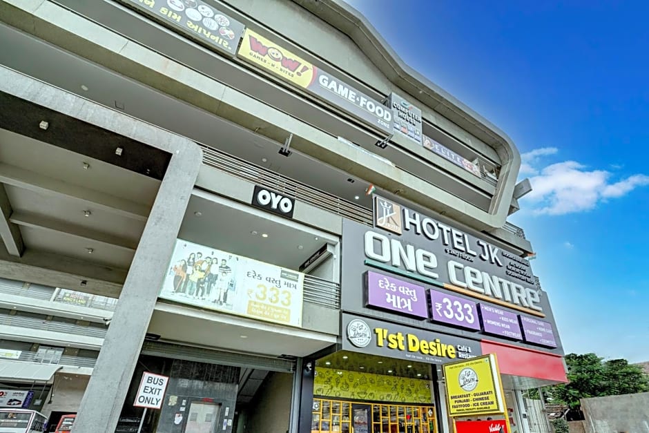 OYO Flagship J K Hotel