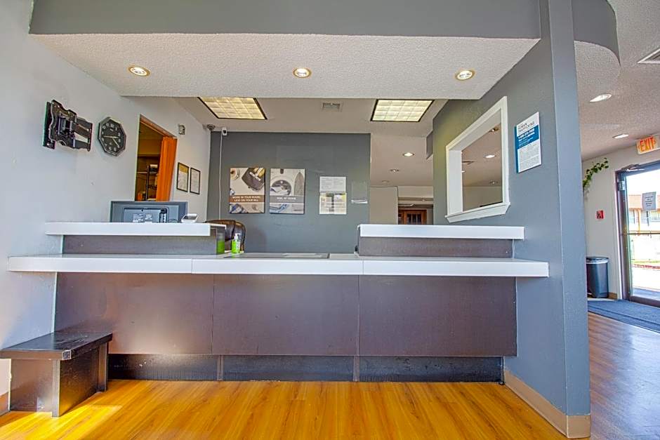 Studio Inn Extended Stay Oklahoma City Airport by OYO