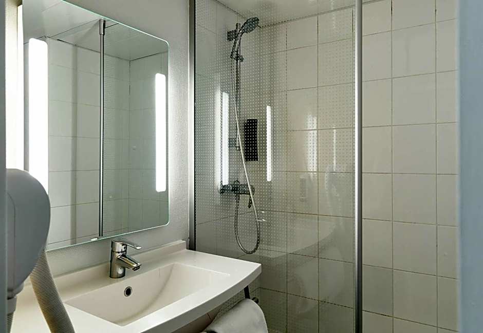 B&B HOTEL Orly Rungis Aéroport 3 étoiles